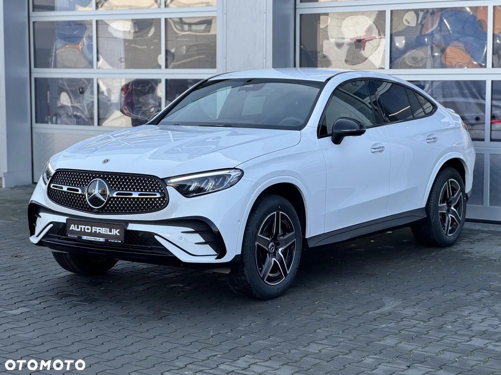 Mercedes-Benz GLC 300 e 4-Matic AMG Line - 4