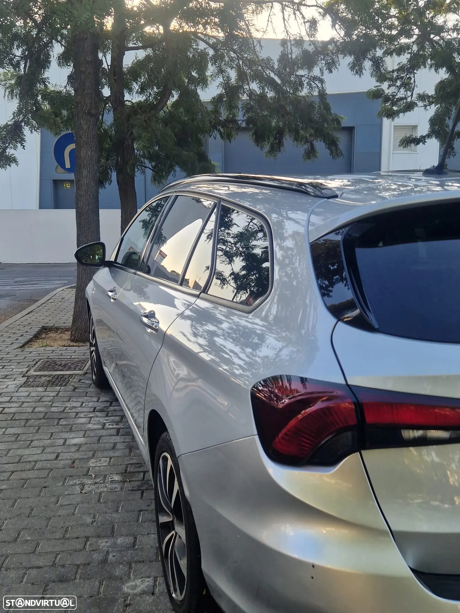 Fiat Tipo Station Wagon 1.3 M-Jet Lounge - 9