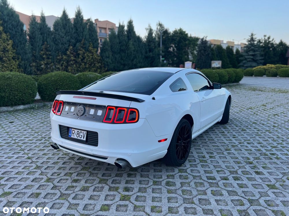 Ford Mustang 3.7 V6 Premium - 4