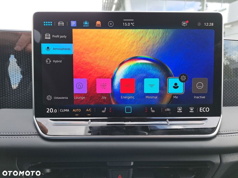 Volkswagen Tiguan - 36