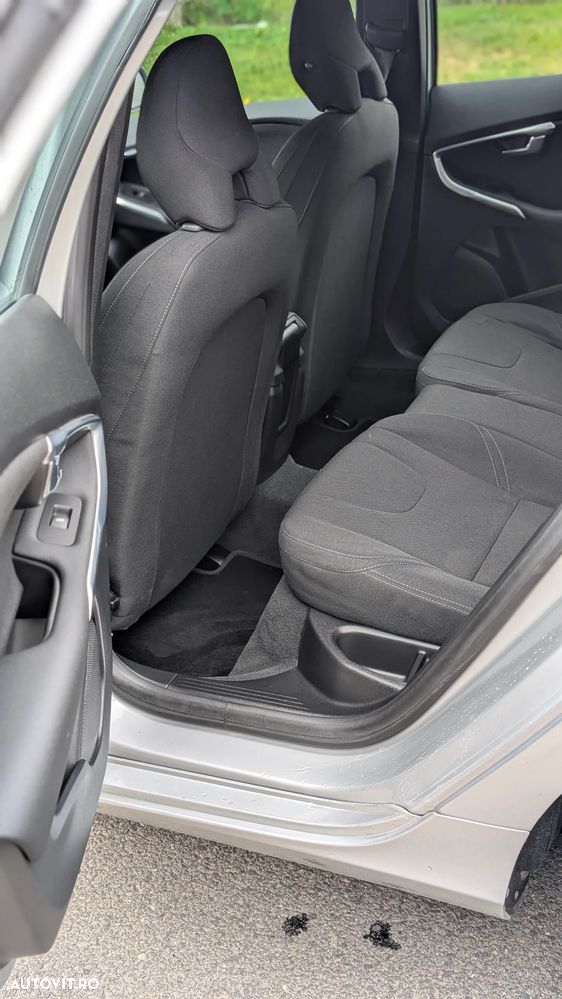 Volvo V40 D2 ECO Kinetic - 11