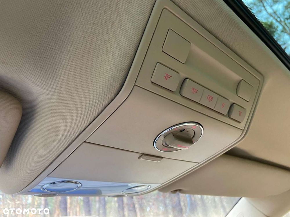 Volkswagen Touareg - 26