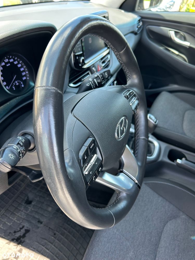 Hyundai i30 1.5 T-GDI 48V Smart - 14