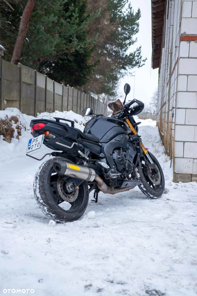 Yamaha FZ8 - 4