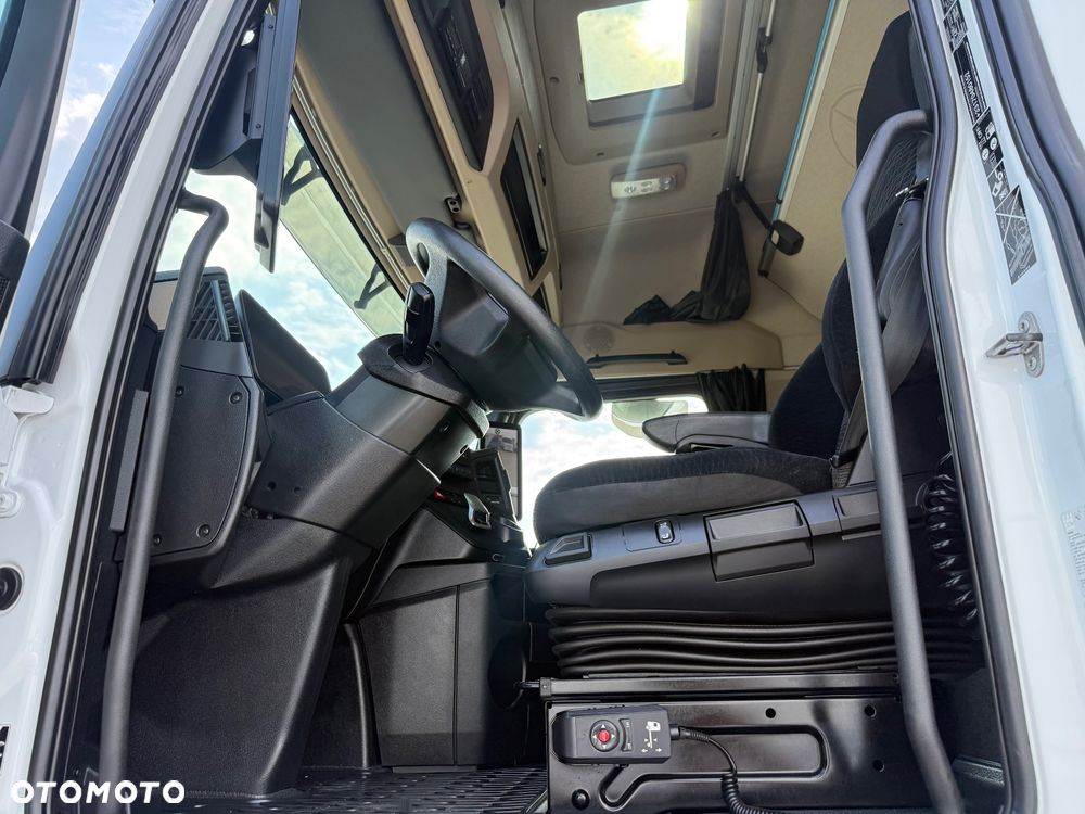 Mercedes-Benz ACTROS 1853 / BIG SPACE / NISKI PRZEBIEG / SALONKA / 3 LETNI KONTRAKT / STAN BDB / / / - 35