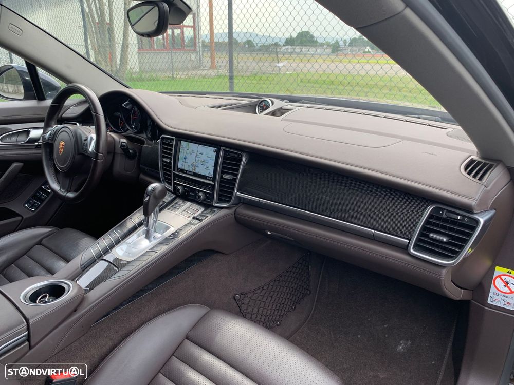 Porsche Panamera 3.0 V6 - 19