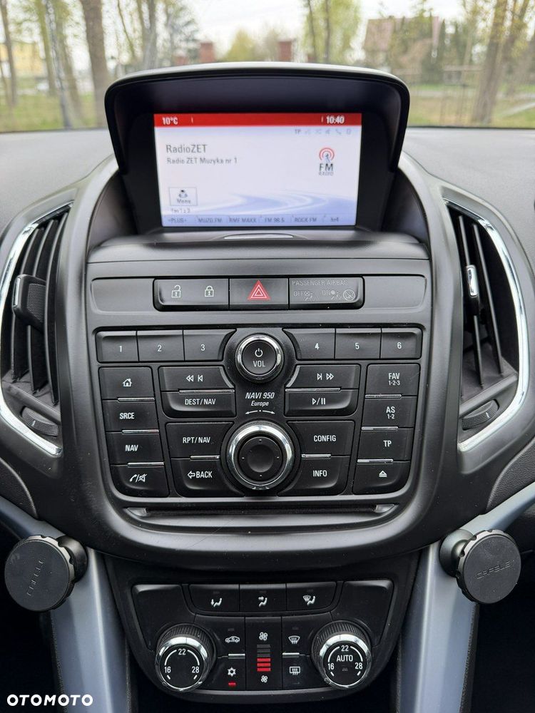 Opel Zafira - 35