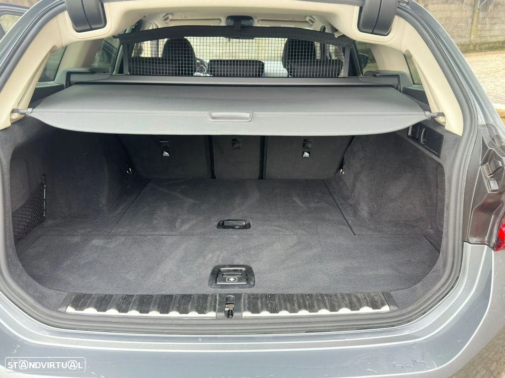 BMW 318 d Touring Line Sport Auto - 9