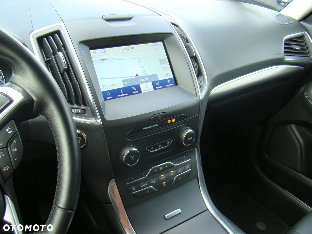 Ford S-Max 2.0 EcoBlue Titanium - 31