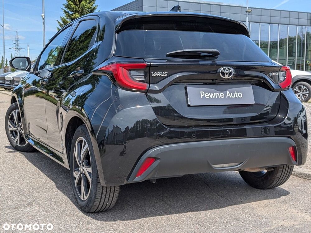 Toyota Yaris Hybrid 1.5 Style - 19