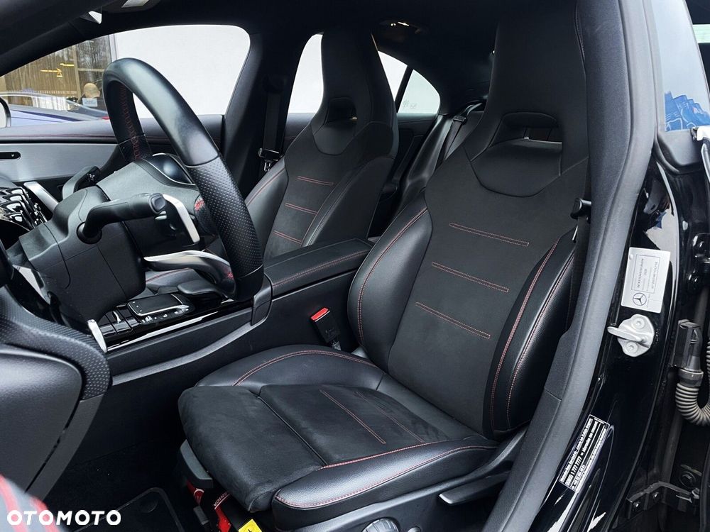 Mercedes-Benz CLA - 5