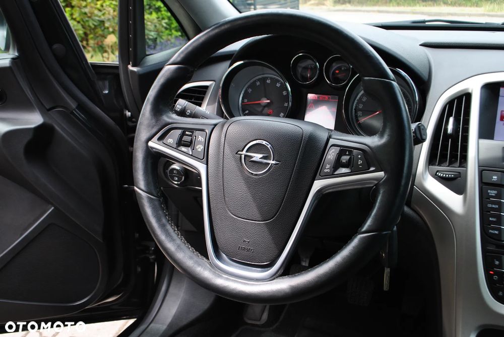 Opel Astra 1.4 Turbo Sports Tourer Exklusiv - 15