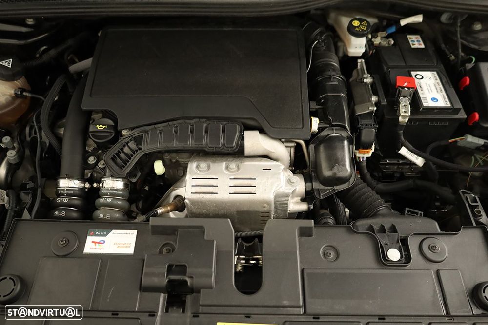 Citroën C4 1.2 PureTech Plus - 24