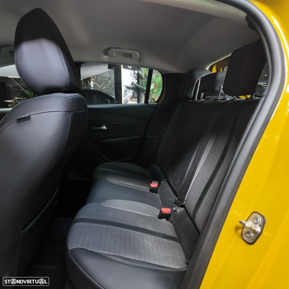Peugeot 208 ver-1-2-puretech-allure-eat6 - 10