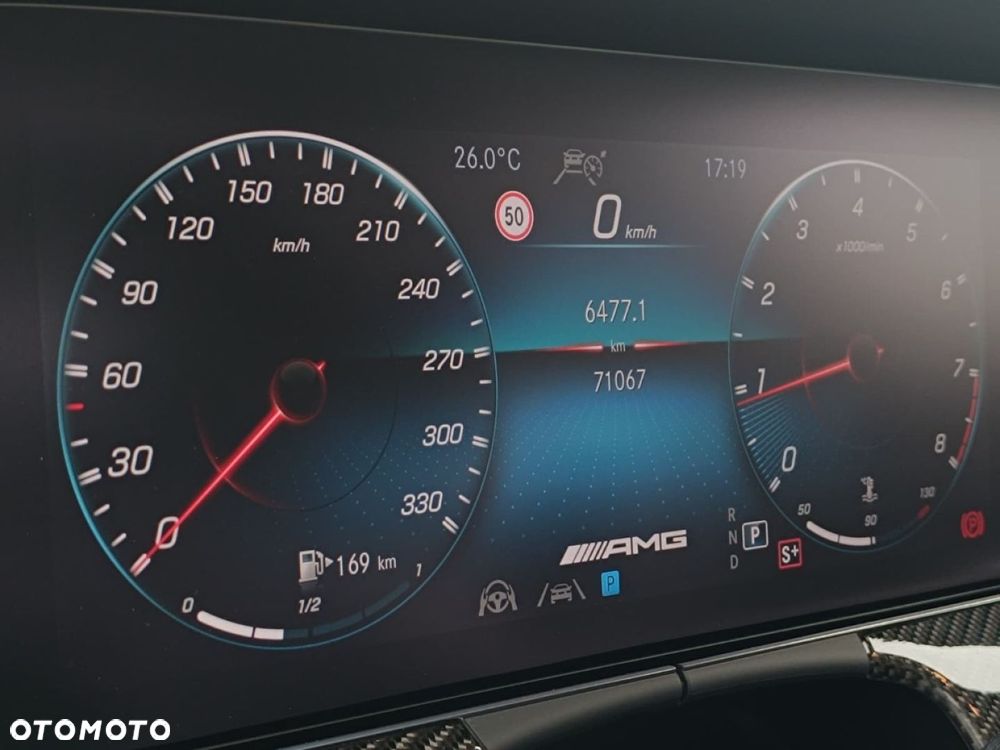 Mercedes-Benz Klasa E AMG 63 S 4-Matic+ - 16