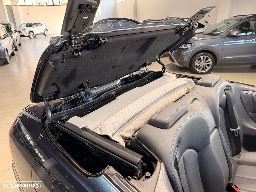 Mercedes-Benz CLK 200 K Avantgarde Aut. - 27