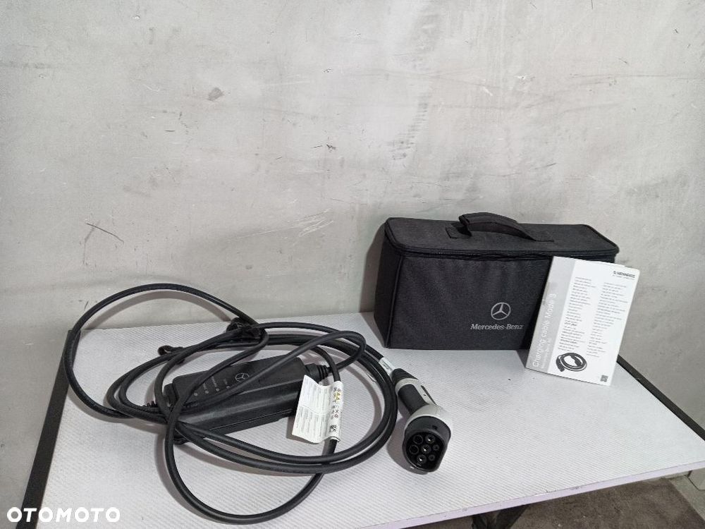 ŁADOWARKA SAMOCHODOWA MERCEDES EQB A0005830705 - 11