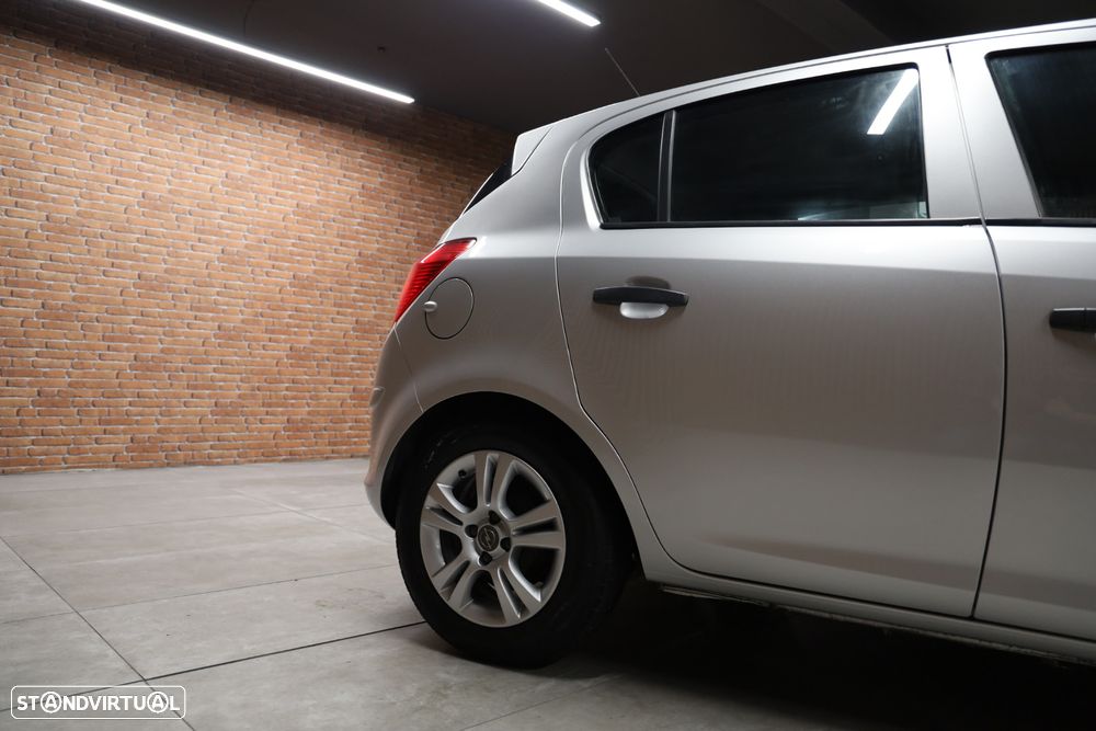 Opel Corsa 1.3 CDTI Go! 88g - 32