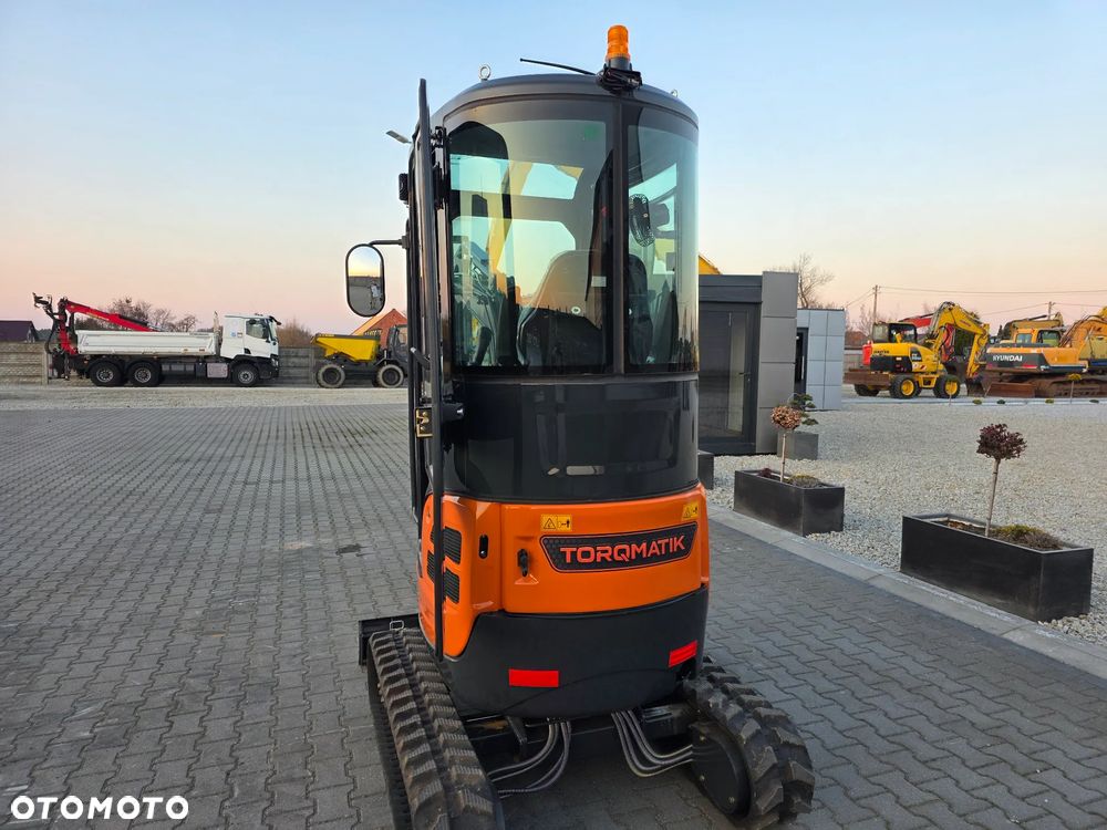 Inny NOWA minikoparka TORQMATIK ME18, silnik Yanmar 3TNV74F 11.2 kW - 31