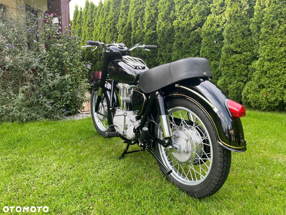 Junak M - 9