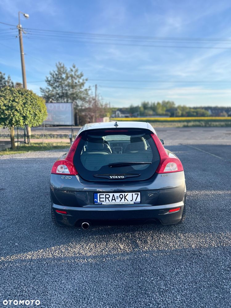 Volvo C30 2.0D Momentum - 8
