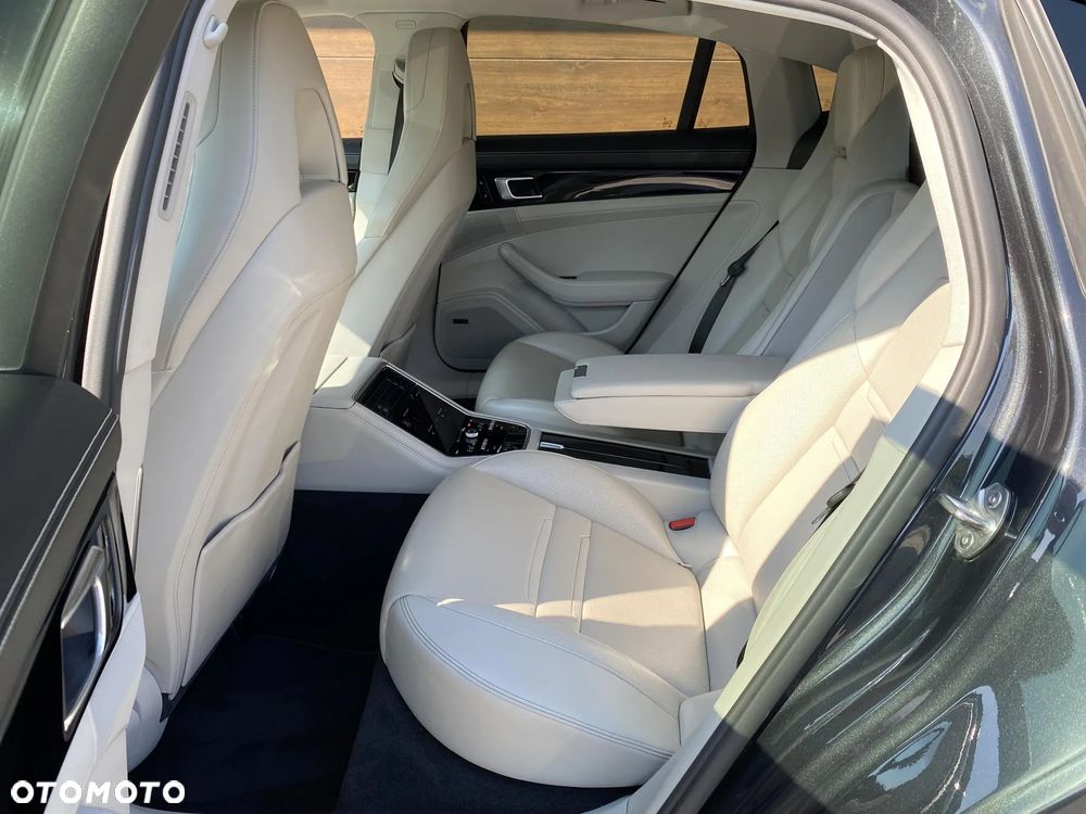 Porsche Panamera 4S Diesel - 26