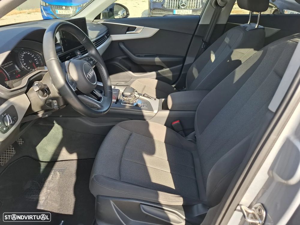 Audi A4 Avant 35 TDI S tronic - 12