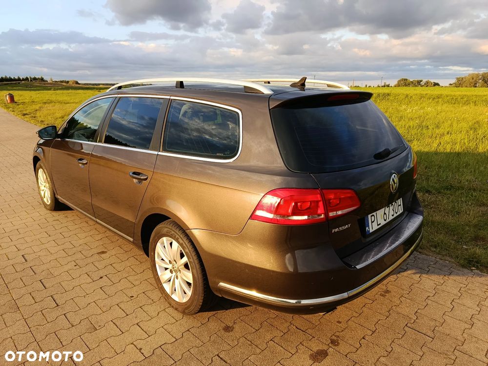 Volkswagen Passat 1.6 TDI Comfortline - 4