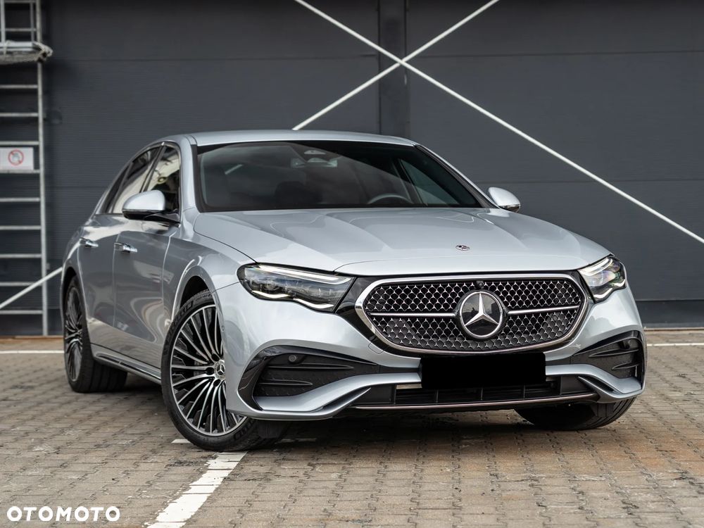 Mercedes-Benz Klasa E 300e 4Matic 9G-TRONIC AMG Line NIGHT Edition - 3