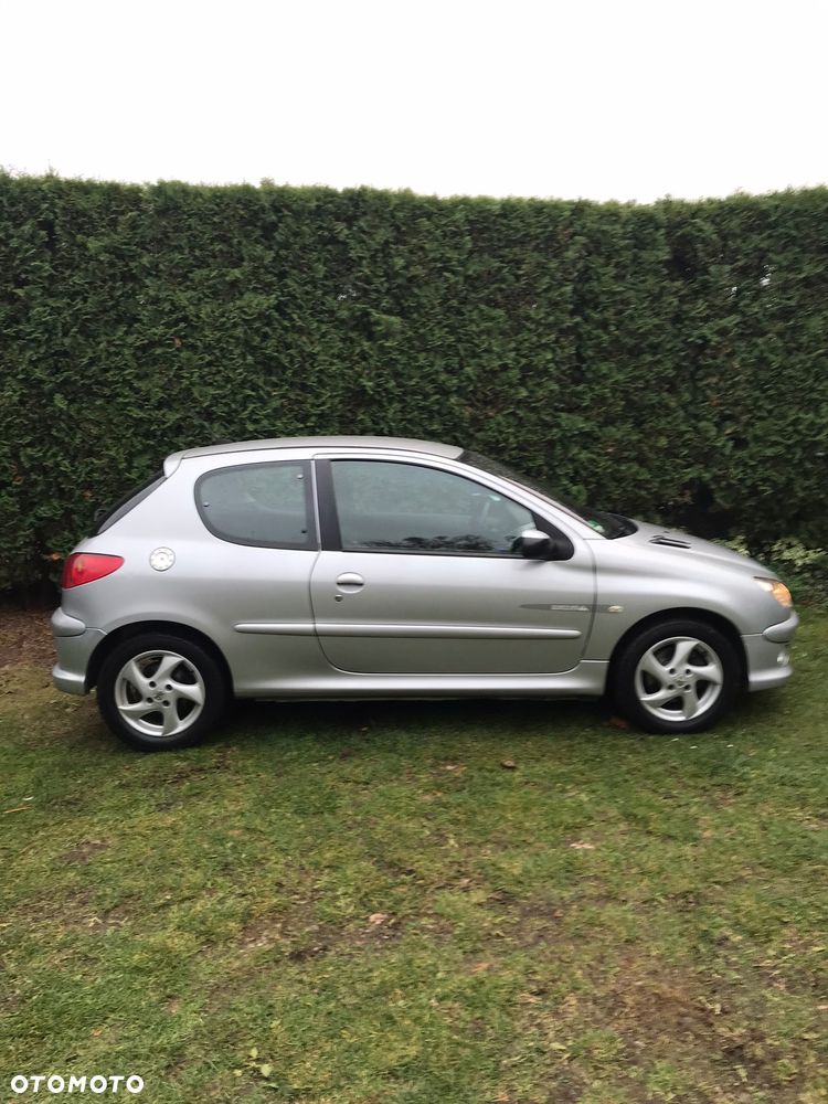 Peugeot 206 90 Quiksilver - 1