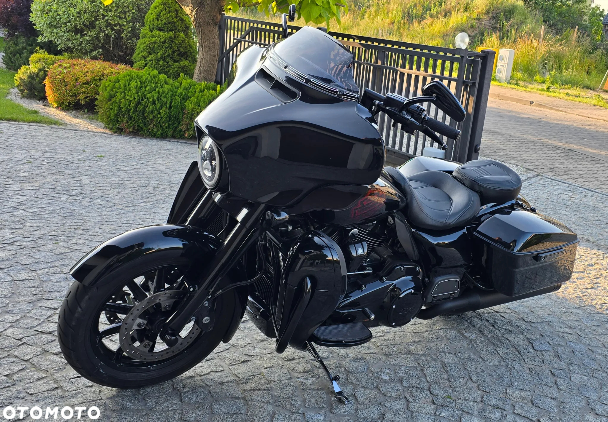 Harley-Davidson Touring Electra Glide - 30