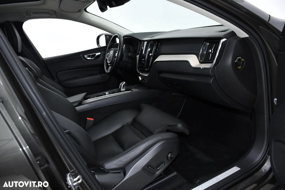 Volvo XC 60 Recharge T8 Twin Engine eAWD Inscription - 16