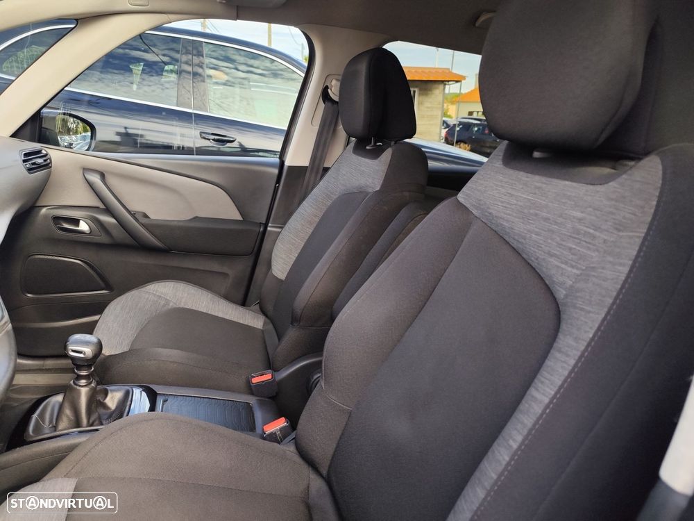 Citroën Grand C4 Spacetourer - 25