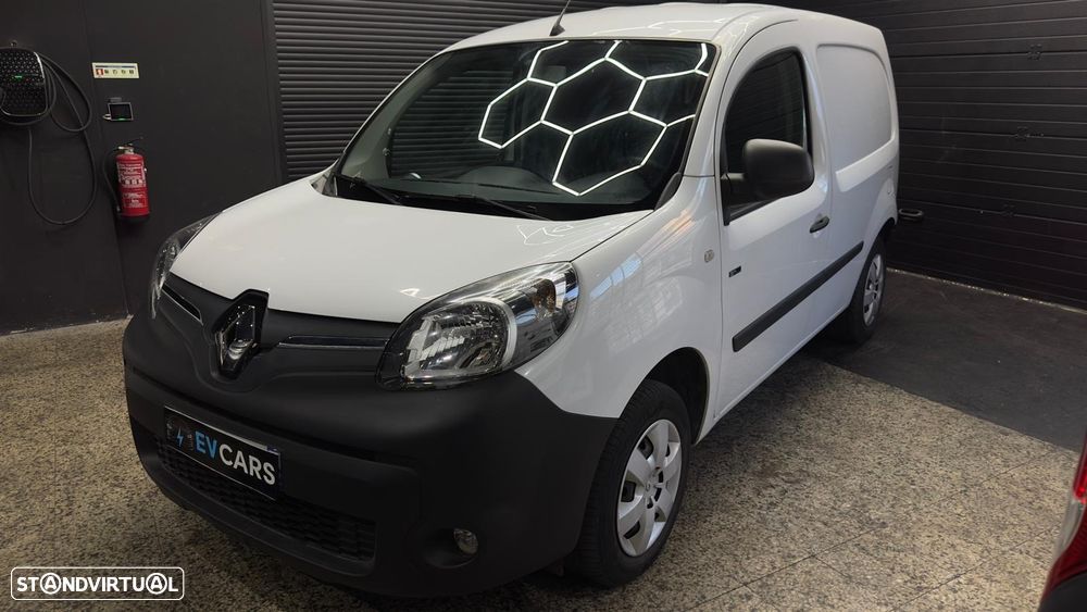 Renault kangoo  ZE - 17
