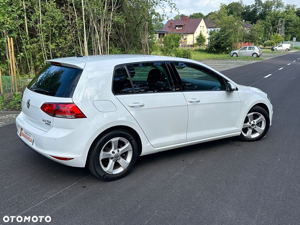 Volkswagen Golf 2.0 TDI SCR Highline - 13