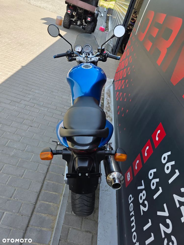 Suzuki SV - 17
