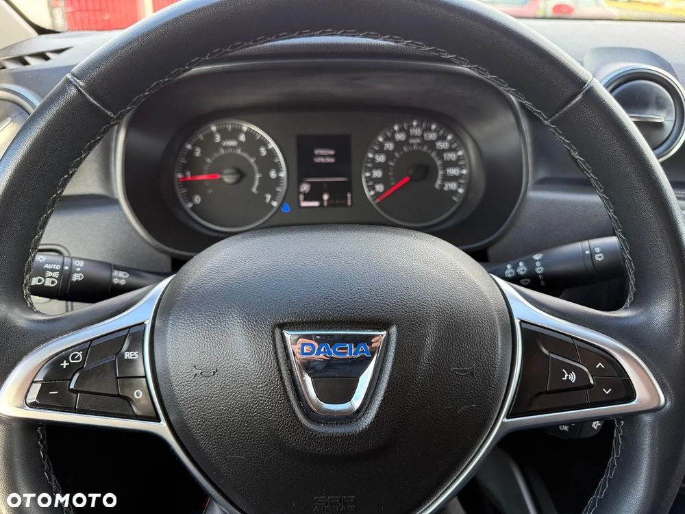 Dacia Duster 1.0 TCe SL Celebration - 13