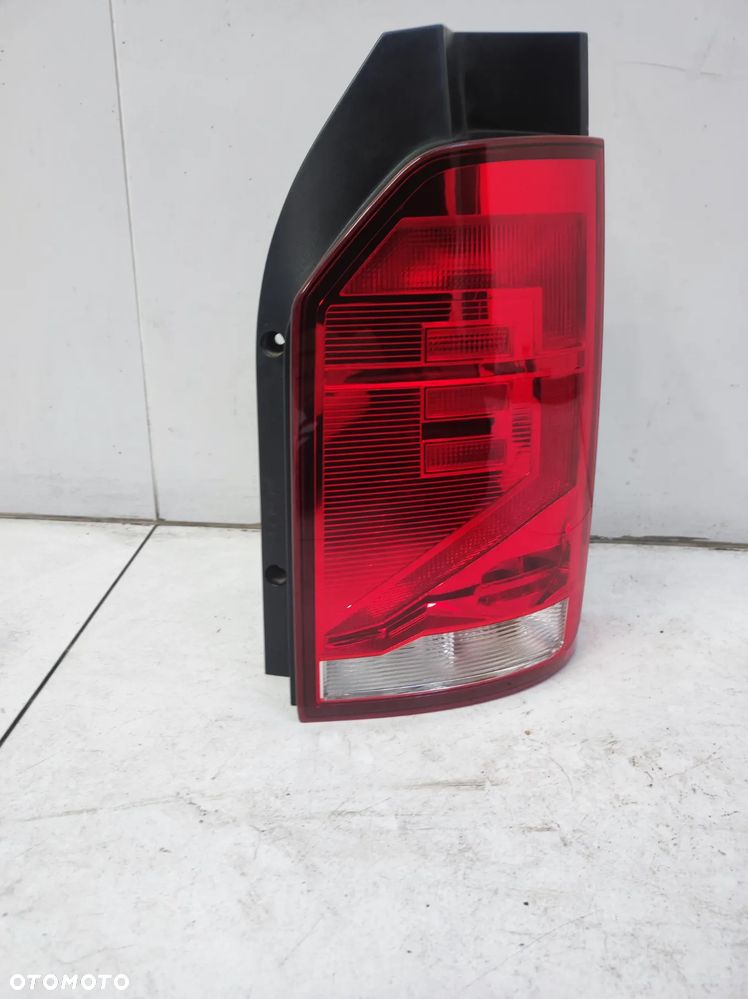 LAMPA PRAWA TYŁ TYLNA VW TRANSPORTER T6 LIFT