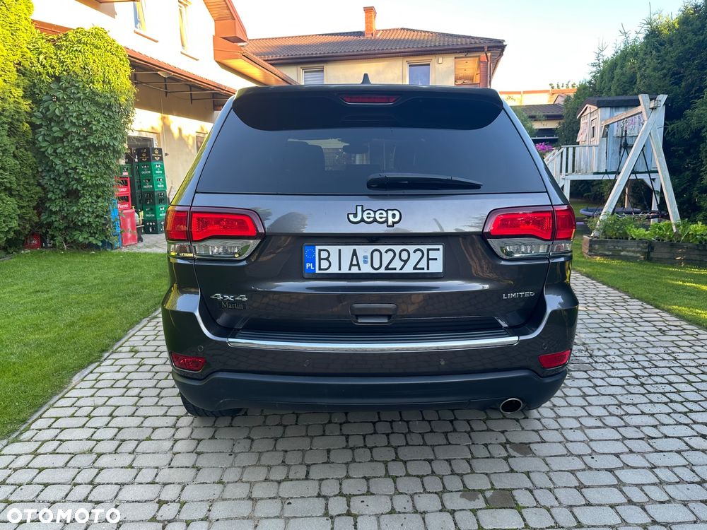 Jeep Grand Cherokee - 11