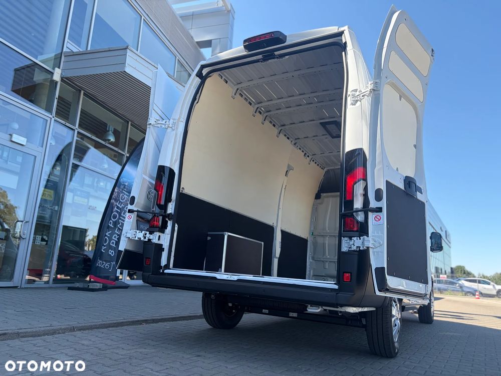 Toyota Proace MAX - 14