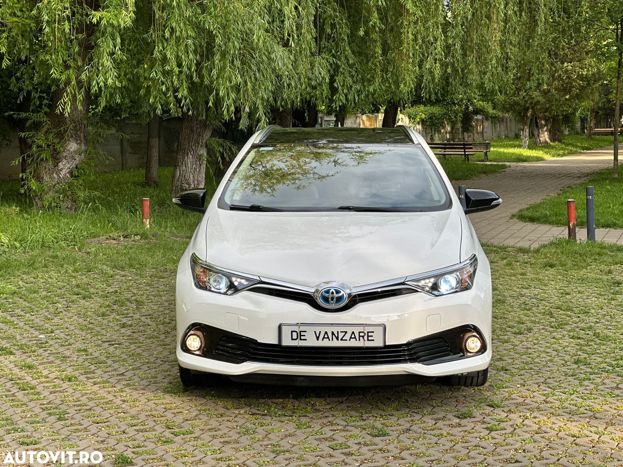 Toyota Auris 1.8 VVT-i Hybrid Automatik Style Selection - 9