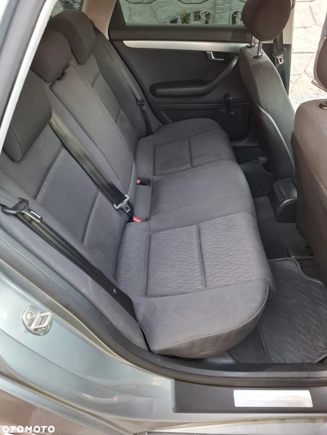 Audi A4 Avant 2.0 TDI - 10
