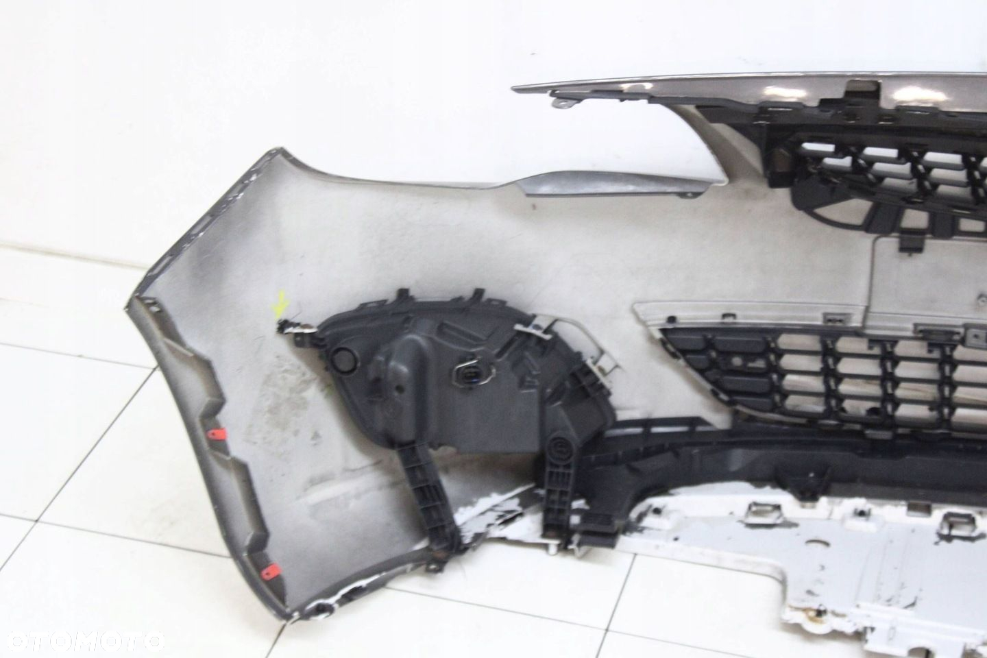 OPEL ASTRA IV J 2009R- ZDERZAK PRZÓD PRZEDNI Z177 - KOD LAKIERU - 6
