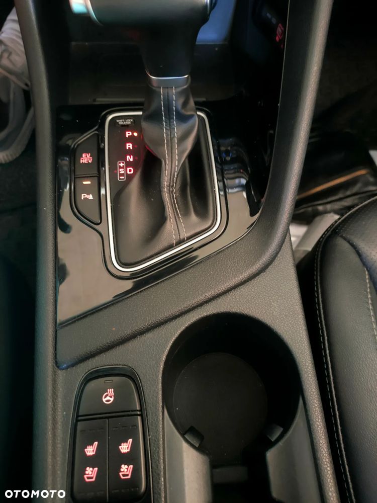Kia Niro 1.6 GDI Plug-in Hybrid XL - 16