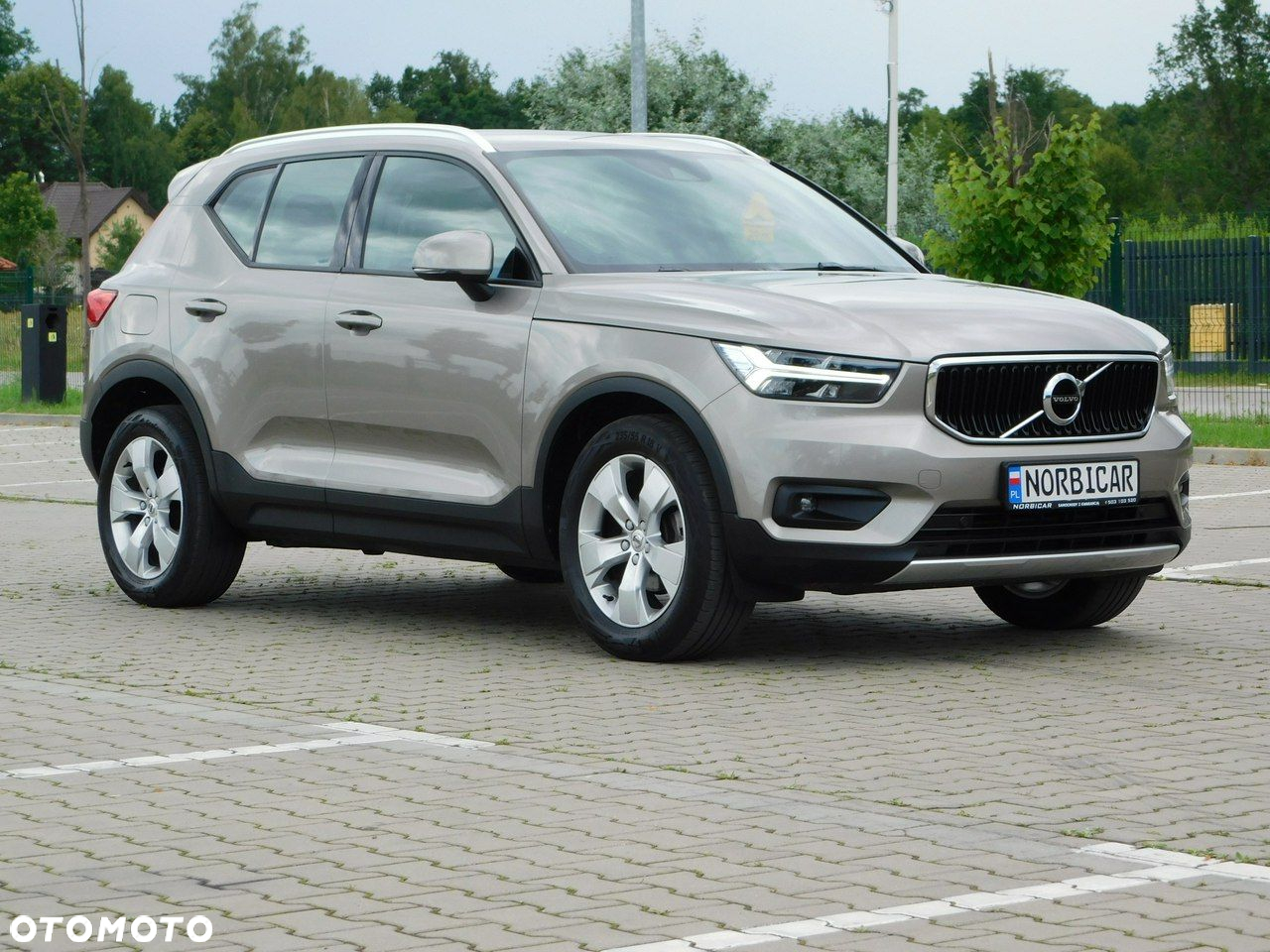 Volvo XC 40 - 3