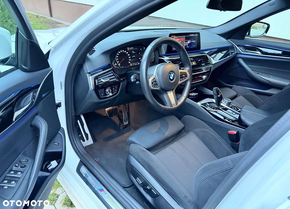 BMW Seria 5 520d xDrive Sport Line sport - 10