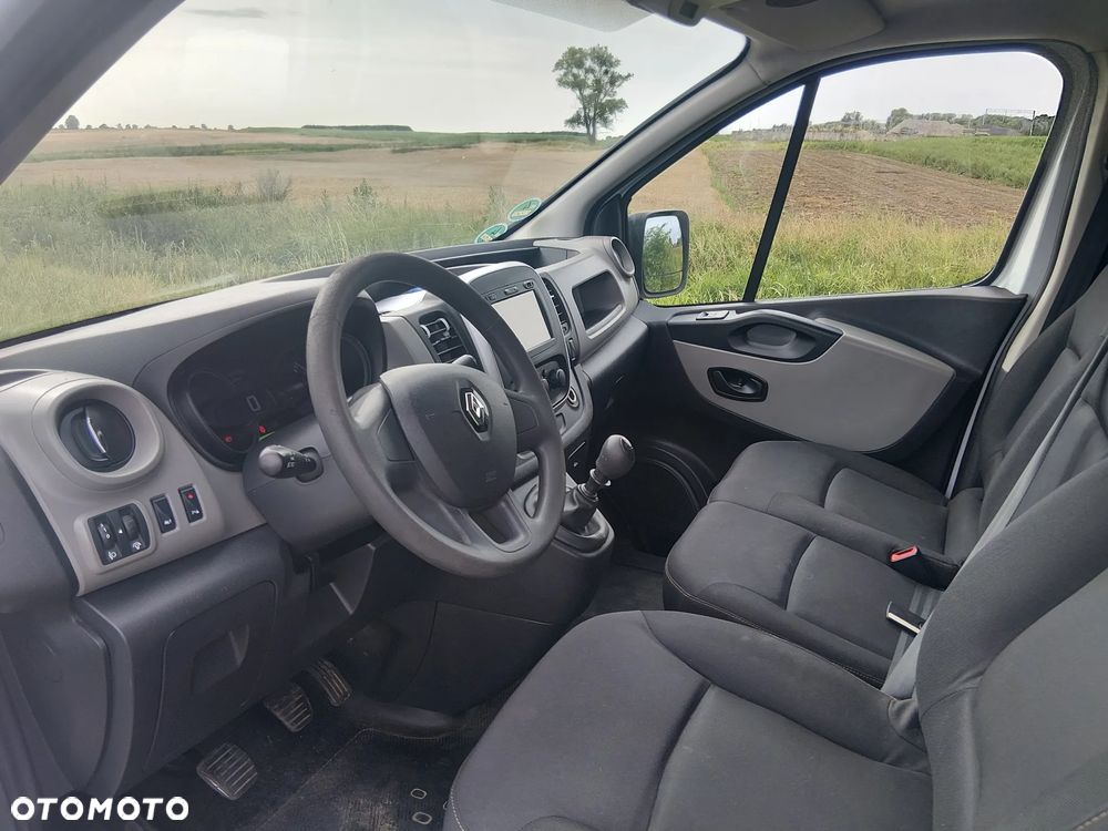 Renault Trafic - 8
