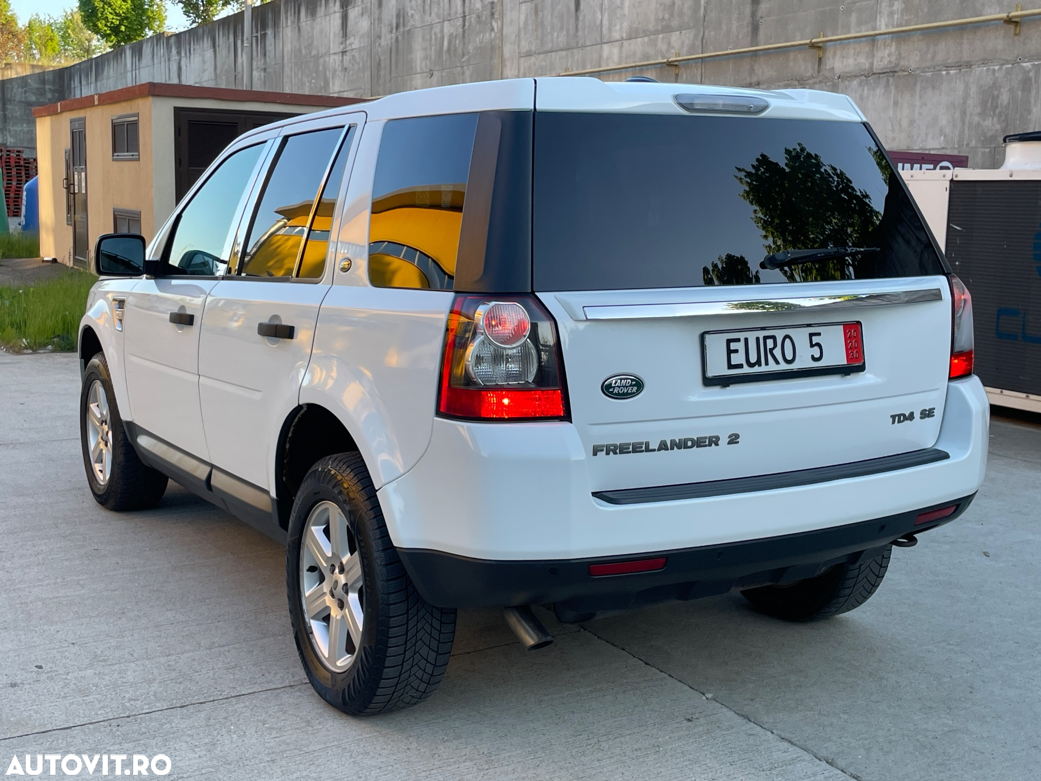 Land Rover Freelander - 11