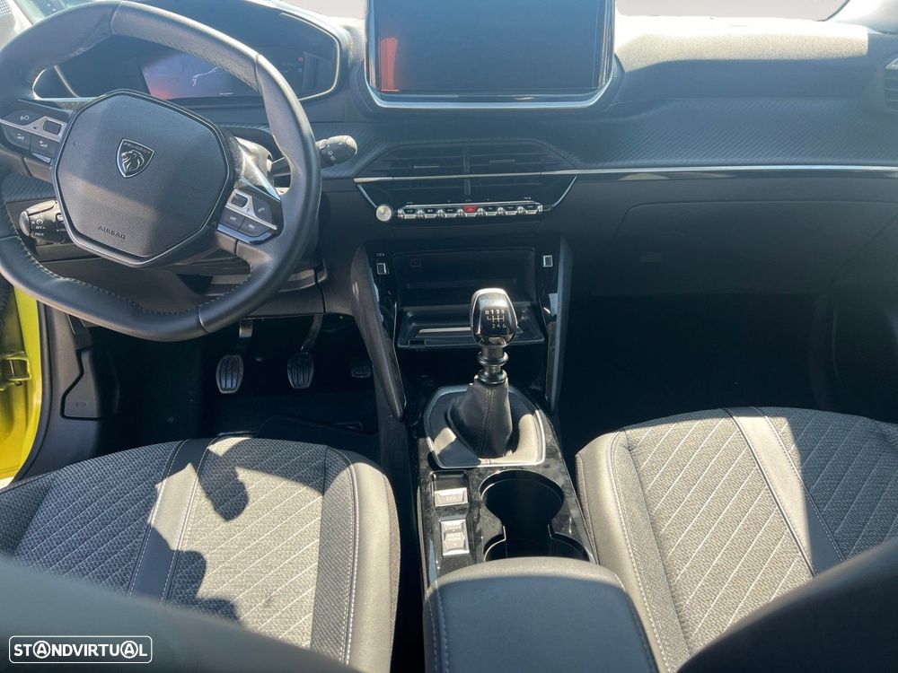 Peugeot 208 1.2 PureTech Allure - 10