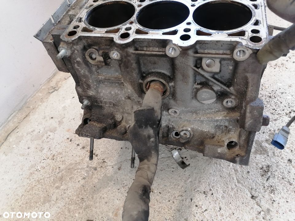 Blok Silnika Aluminiowy + 4 Tłoki Na Stolik 3.0 V6 ASN Audi - 6